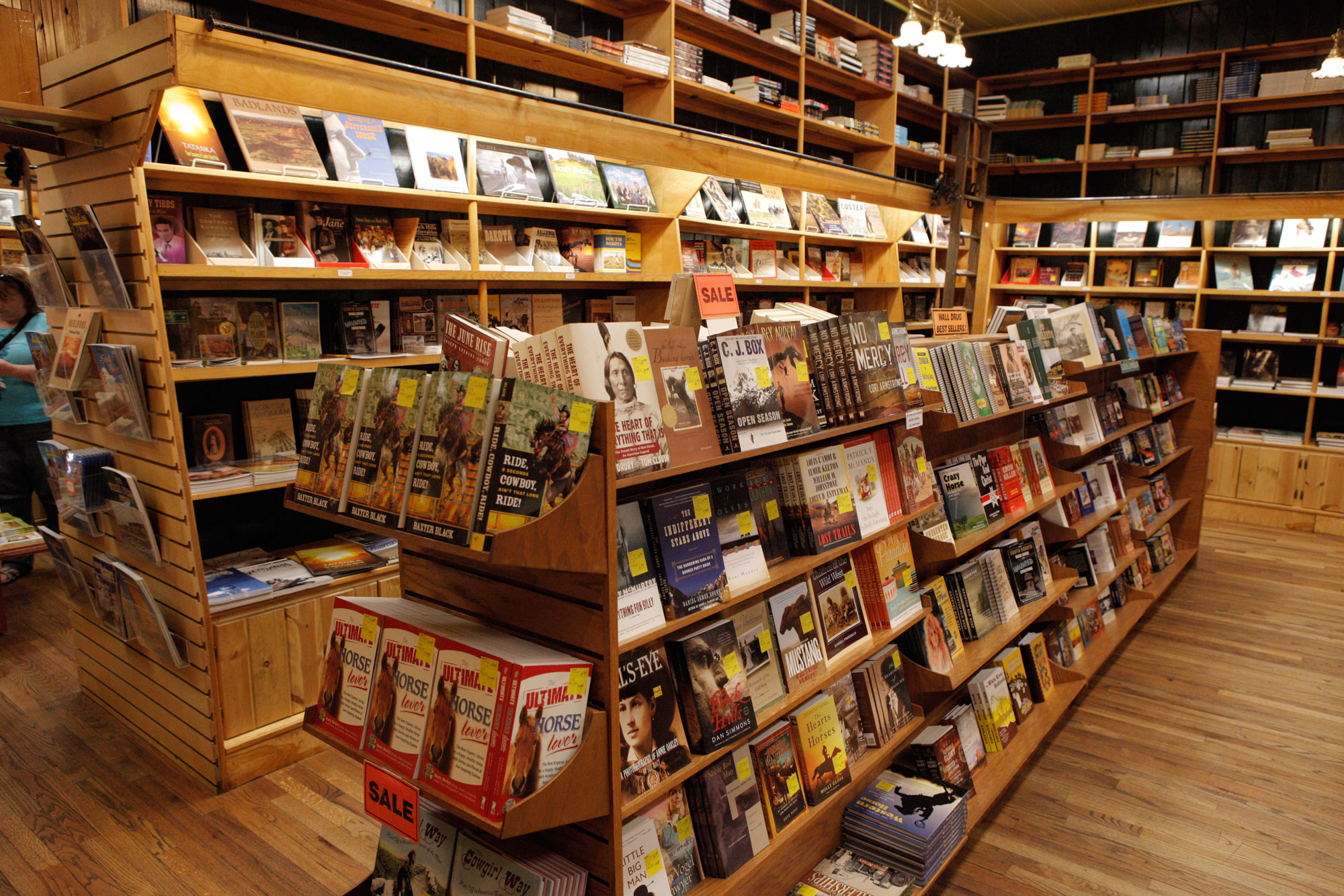 wall drug retail stores books